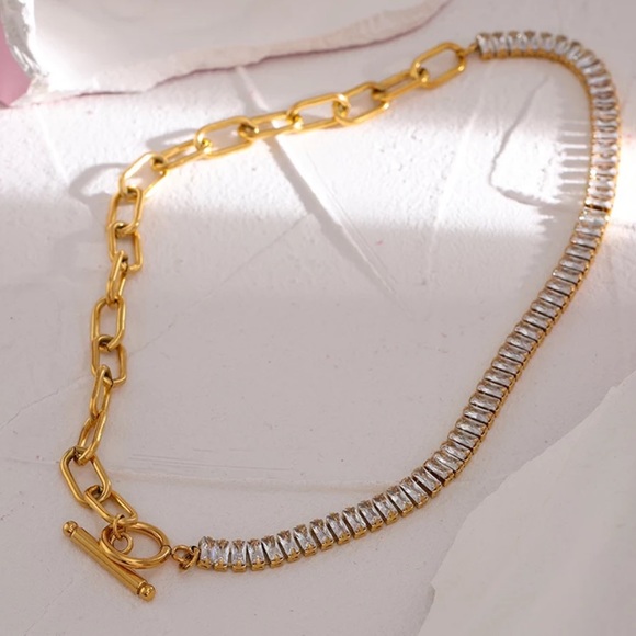 💛Gold plated Crystal pave choker - Picture 8 of 8